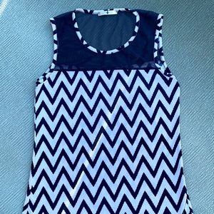PRICE DROP • Blu Planet - Womens Navy & White Chevron Tank Top | M